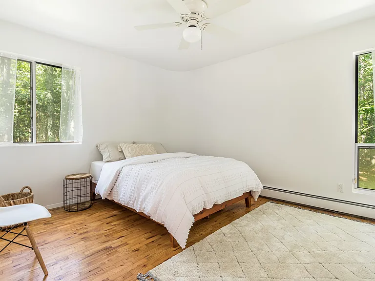 70 Longwoods Ln — Photo 16