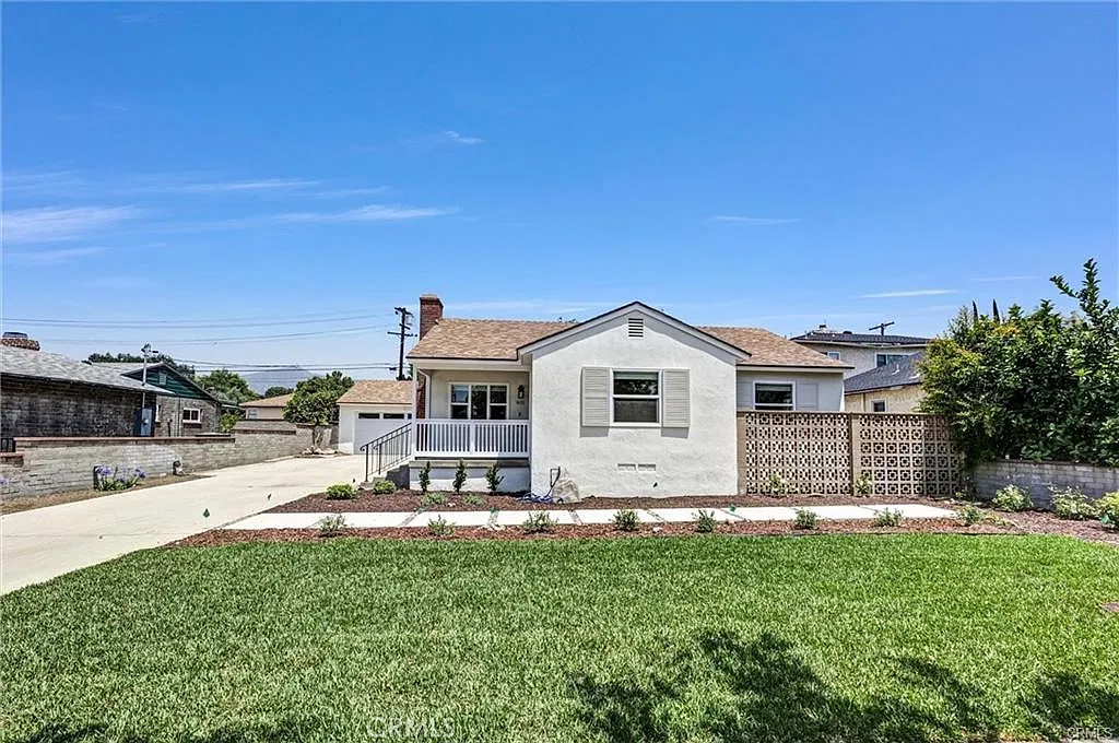 3 bed, 1274 sqft, $4,650 — Photo 1