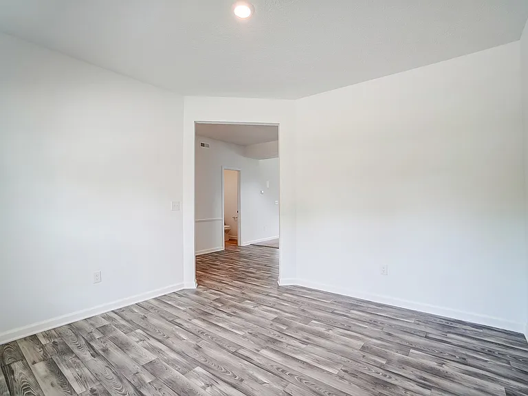 Main Floor Flex space