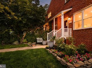 217 E Taylor Run Pkwy, Alexandria, VA 22314