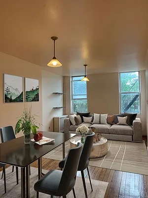 Rented by Compass | media 21