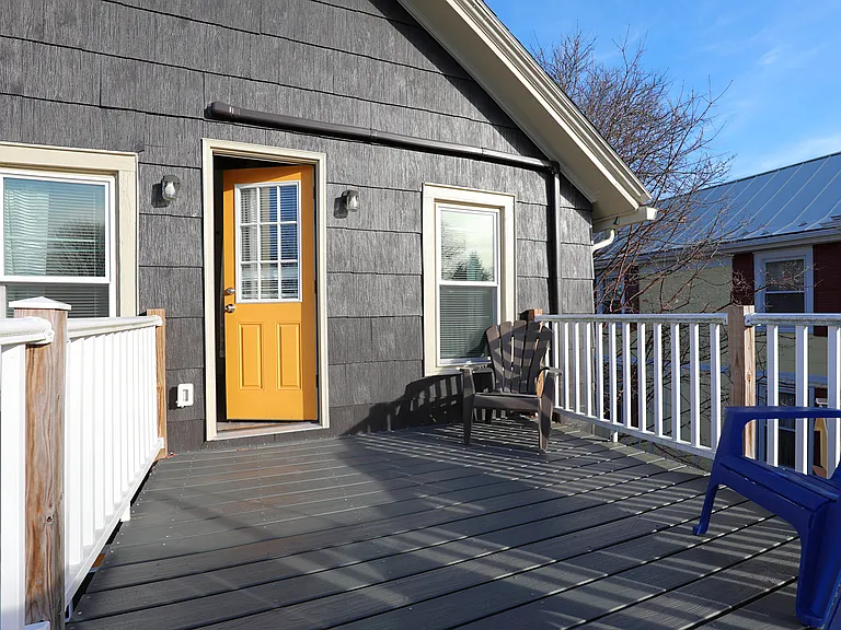 353 Washington Ave — Photo 12