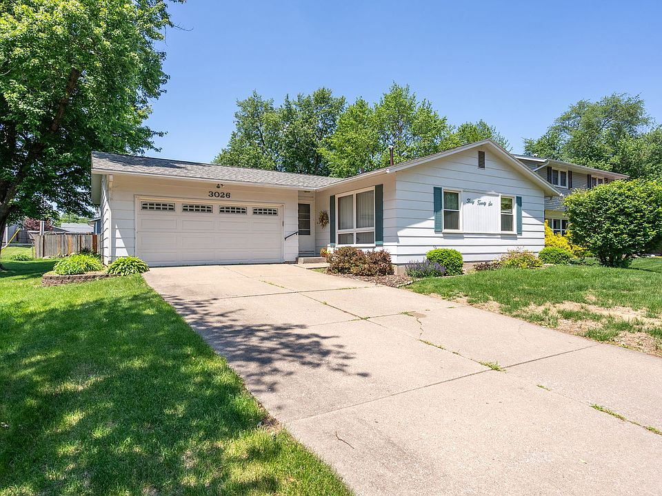 1st image of 3026 Windsor Dr