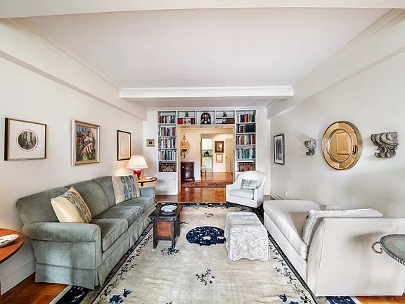 2nd image of 120 E 79th St APT 8A