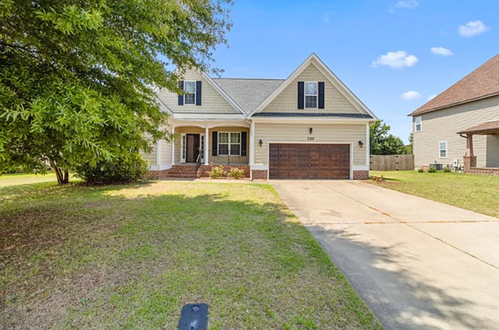 720 Camwheel Dr — Photo 1