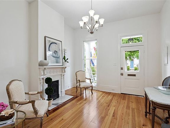 5th image of 2029 Burdette St