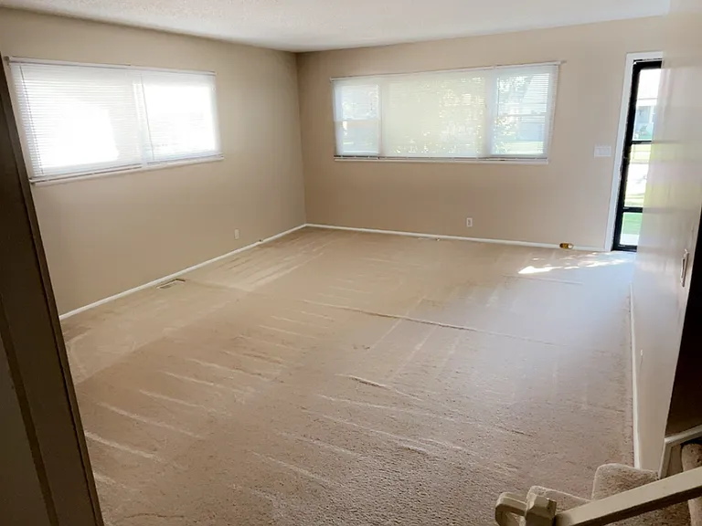 6322 E Orme St — Photo 2