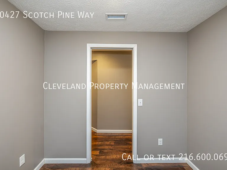 20427 Scotch Pine Way — Photo 33