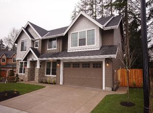 19345 Riverwood Ln #5WEST, Lake Oswego, OR 97035