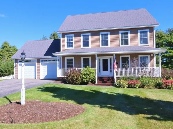 99 Rolling Meadow Drive, Bangor, ME 04401