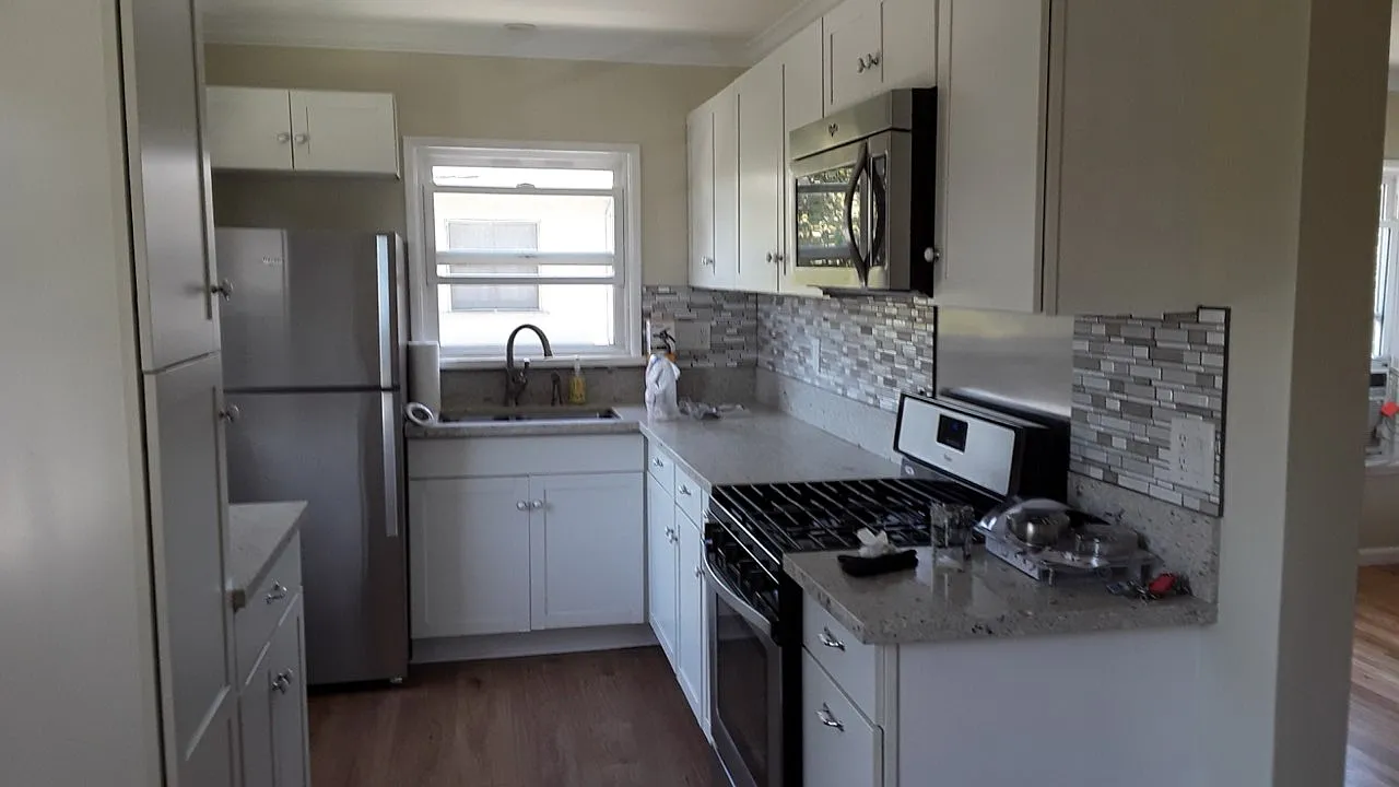 2 bed, 800 sqft, $2,650 — Photo 4