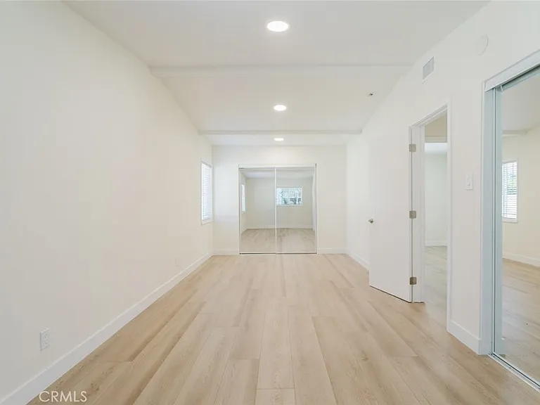 16404 Donmetz St — Photo 20