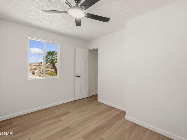 4160 Bueno Rd, Bullhead City, AZ 86429
