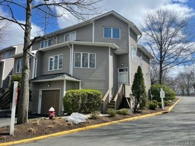 1 Village Grn, Bardonia, NY, 10954