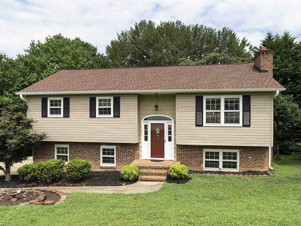 1st image of 7 Seaton Ct