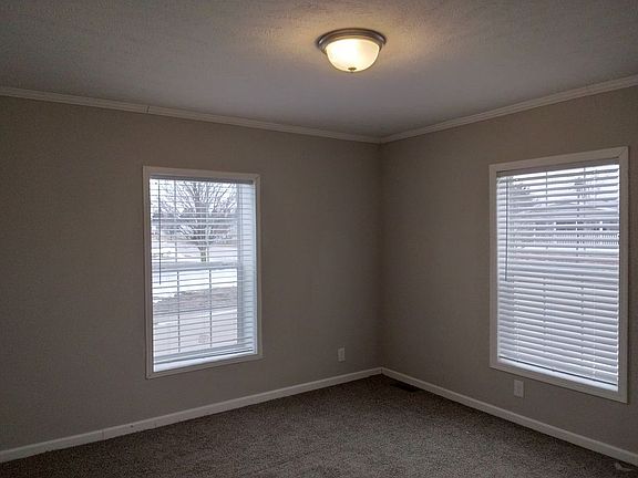 Large Primary Suite!!!