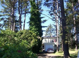 3215 K Pl, Seaview, WA 98644