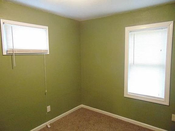 5th image of 9105 McGee St