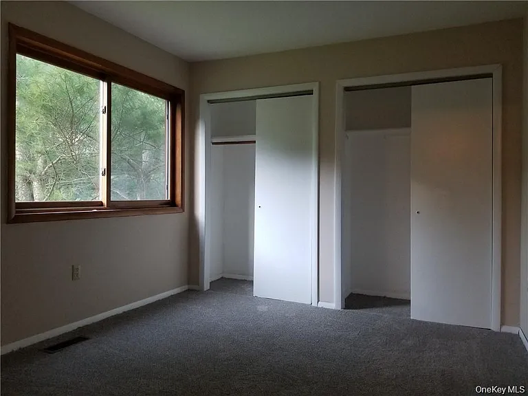 256 Heritage Ln — Photo 15