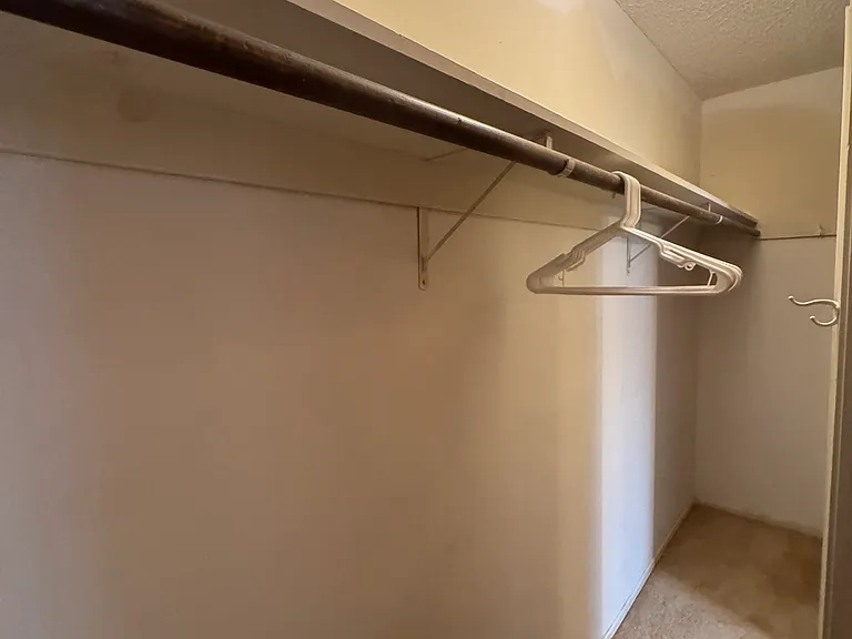 1464 Riverfront Dr — Photo 30