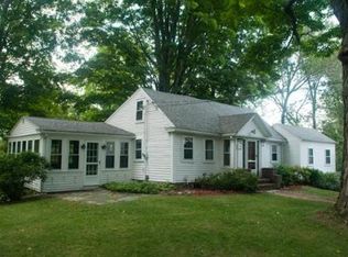 473 Main St, Groveland, MA 01834