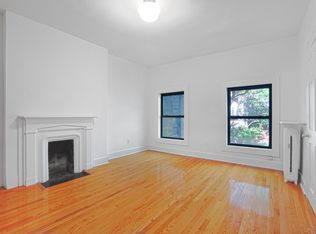 235 W 13th St APT 8, New York, NY 10011