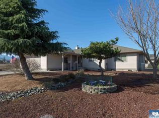 11 Valley Farm Ct, Sequim, WA 98382