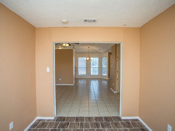 3rd image of 2212 85th St