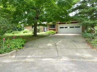 3532 Chatham Way, Ann Arbor, MI 48105