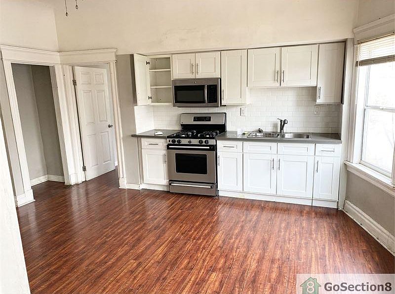 1st image of 1861 S Orange Dr #35