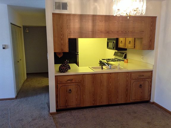 4th image of 13430 W Circle Dr APT 208