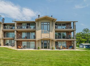 8121 Lake Shore Dr APT 6, Cedar Lake, IN
