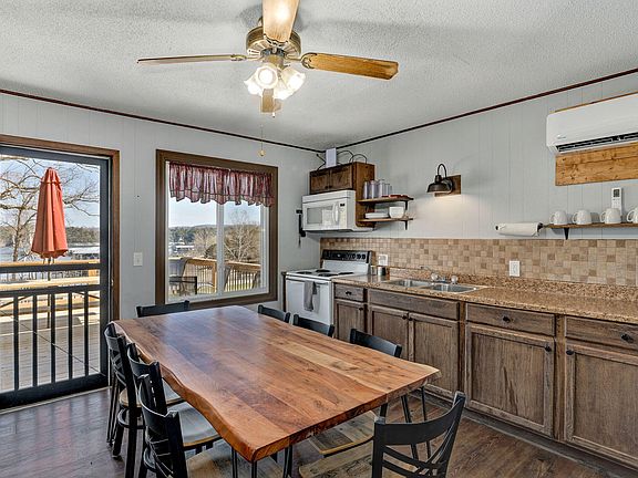 3rd image of 1715 Hideaway Road #F - 3