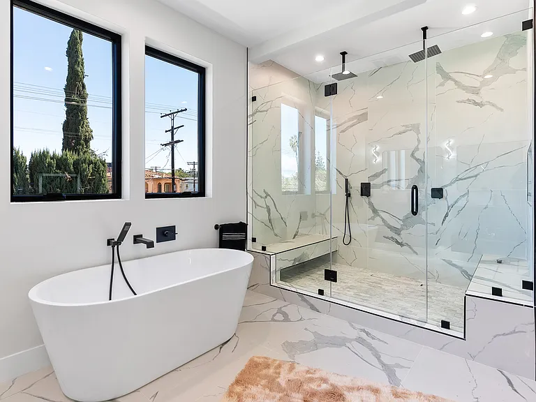 5012 Enfield Ave — Photo 33