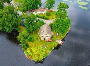 43 Laramie Trl, West Milford, NJ 07421