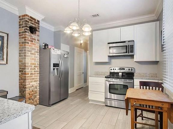 5th image of 8919 Green St #21