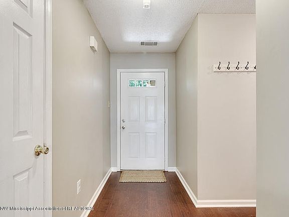 4th image of 6153 Seminole Dr
