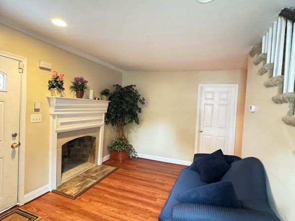707 Mentor Ave, Capitol Heights, MD 20743