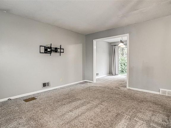 5th image of 5319 Cottage Ave