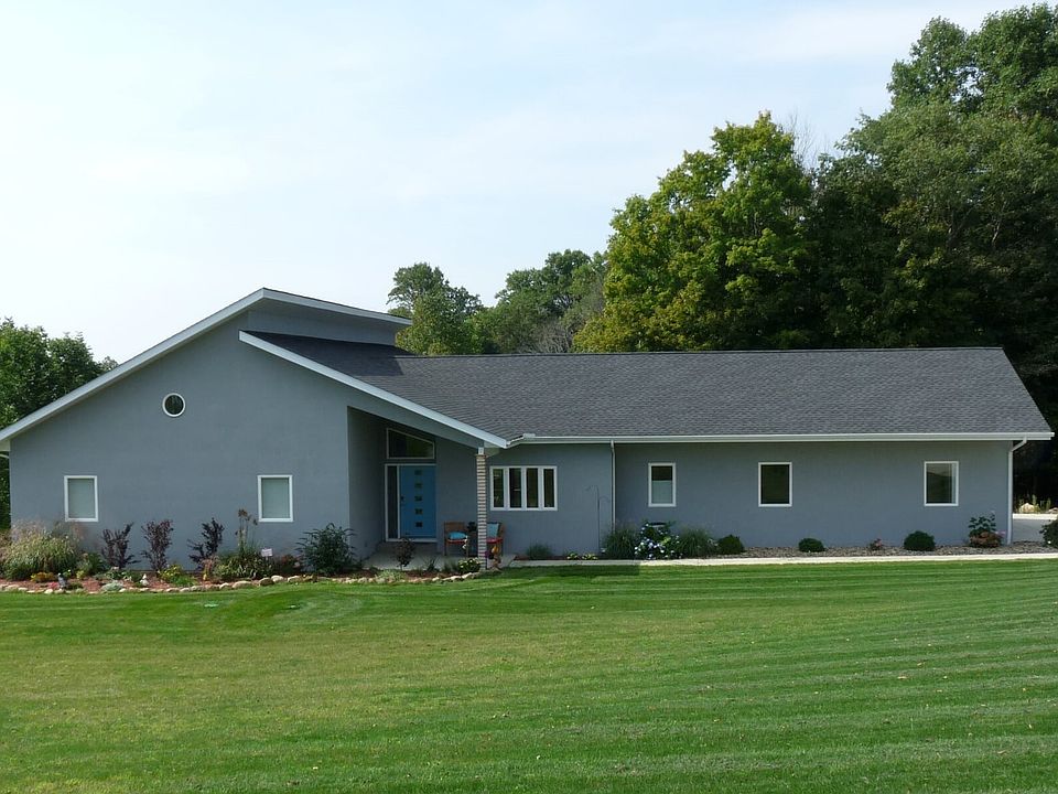 1st image of 9785 Horseshoe Dr