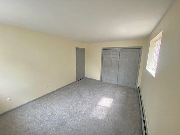 5th image of 19 Winter St APT 3
