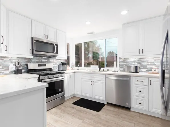 9325 Westhill Rd, Lakeside, CA 92040
