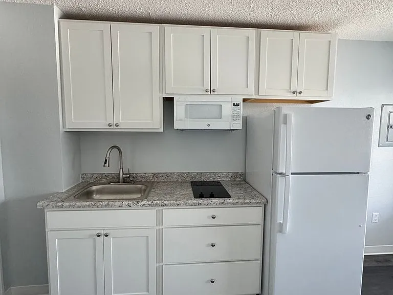 304 E Pancake Blvd — Photo 26