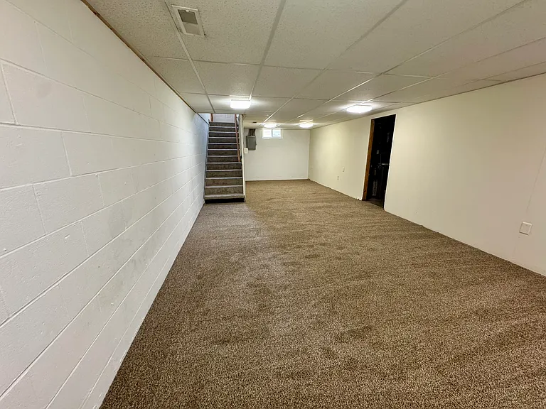 2035 E 20th St #2035 — Photo 9