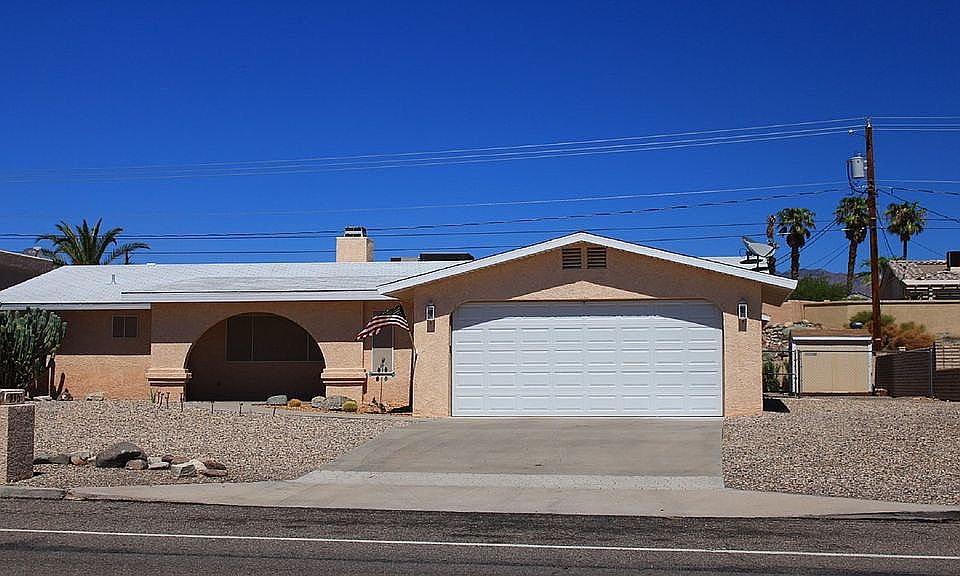 1st image of 930 Acoma Blvd S