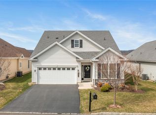 4415 Colonial Ln, Center Valley, PA 18034