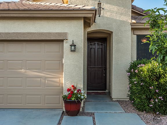 5th image of 3448 E Turnberry Dr