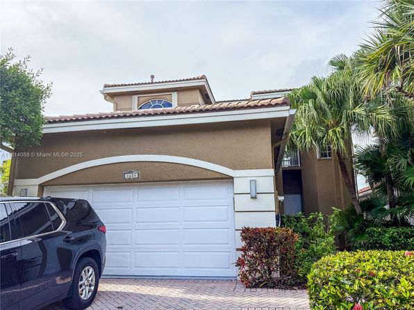 1621 Diplomat Dr