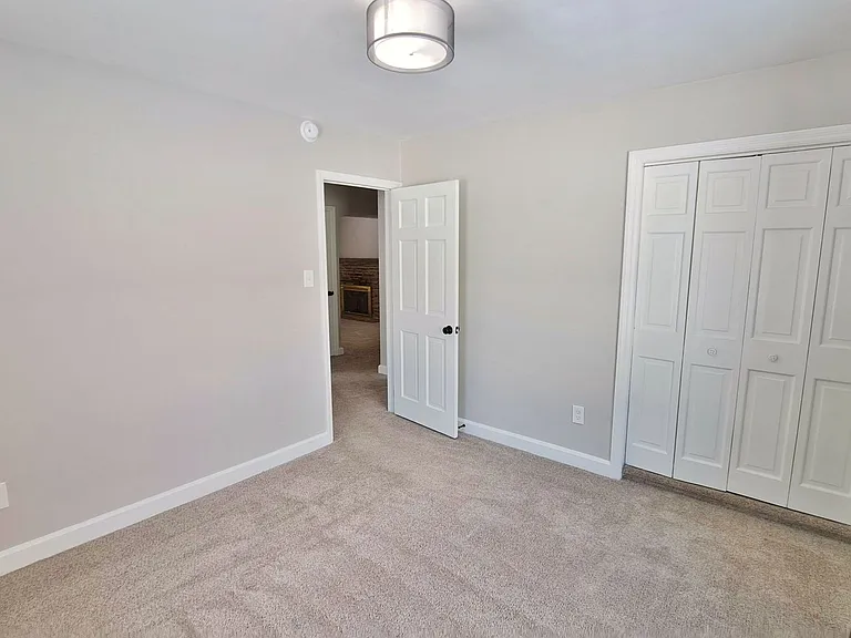 1170 Westminster Ave — Photo 23
