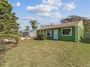 7 Belmont Dr, Saint Peters, MO 63376